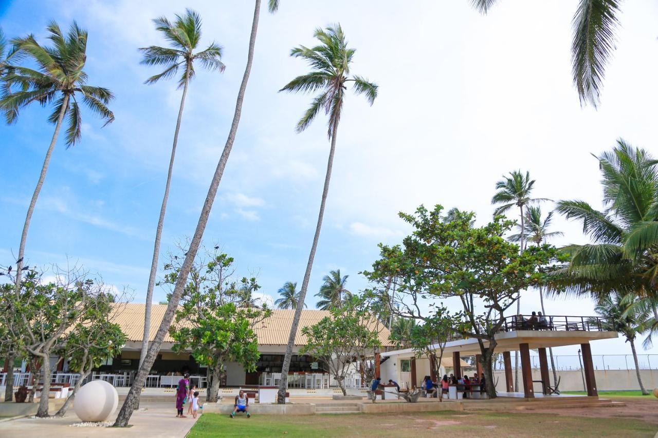 Pegasus Reef - A Beach Resort In Colombo אואטלה מראה חיצוני תמונה